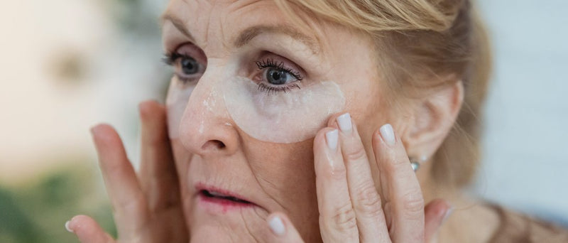 Contour des yeux anti-rides