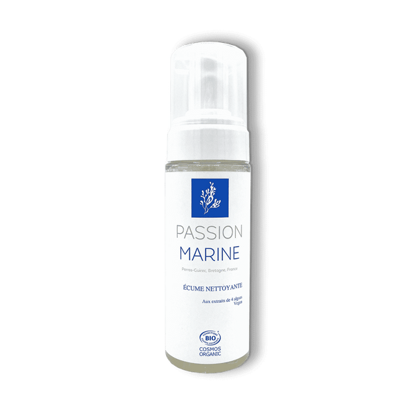 Flacon de l'écume nettoyante pour le visage de la marque Passion Marine
