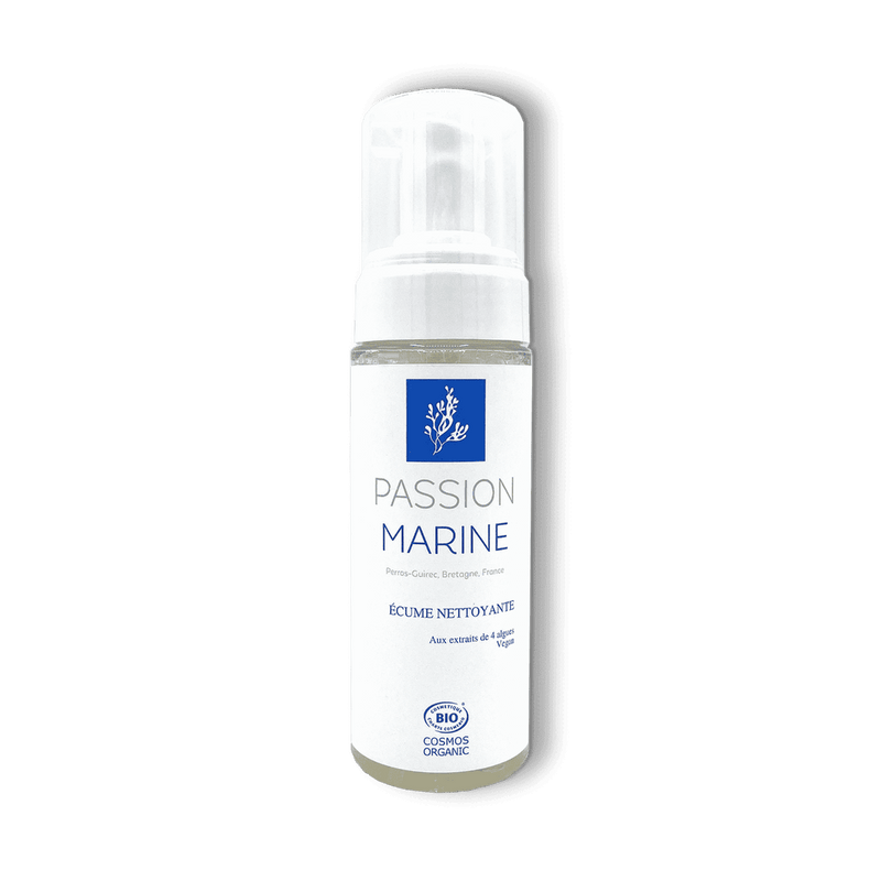 Flacon de l'écume nettoyante pour le visage de la marque Passion Marine