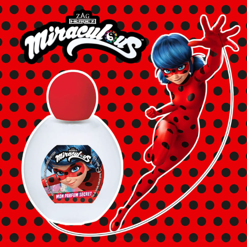 Sur fond rouge à pois noirs, un flacon d'eau de toilette pour fille Miraculous Ladybug, logo Miraculous et le personnage de Ladybug