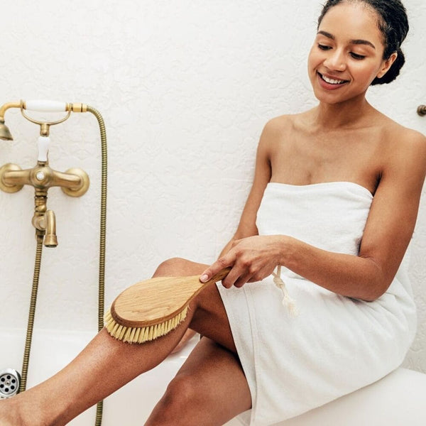 Savon à froid exfoliant Le Pavé Scrub