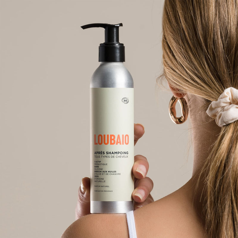 Après-shampoing liquide bio adapté à tous types de cheveux