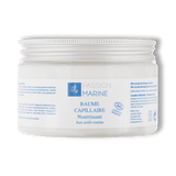 Sur fond transparent un pot en plastique de baume capillaire nourrissant de la marque Passion Marine