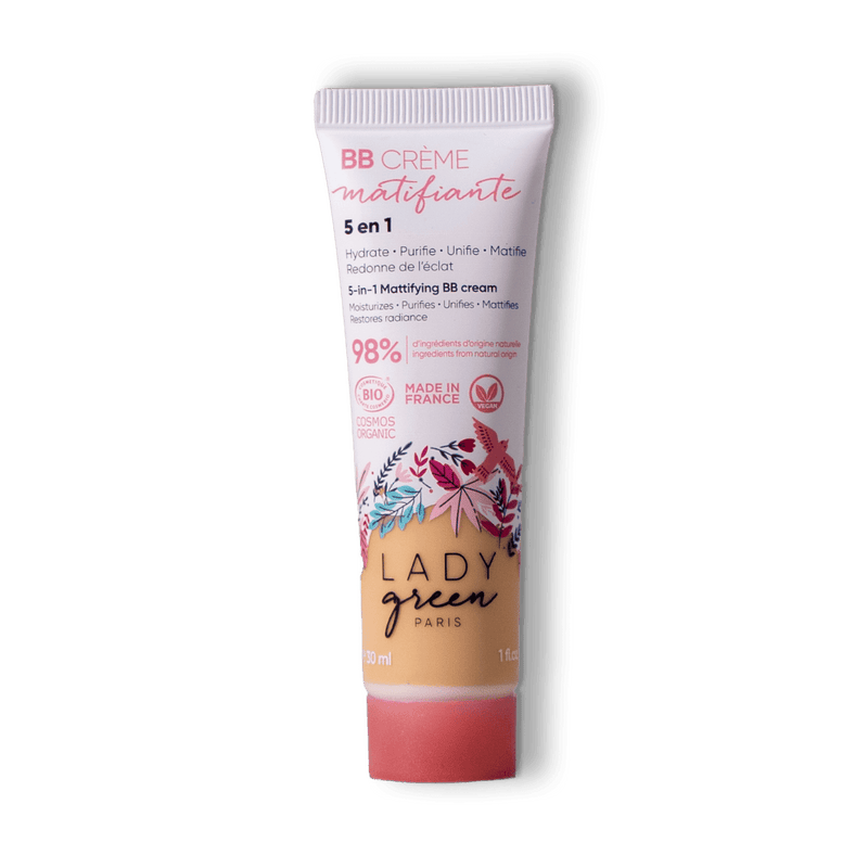 Un tube de BB crème matifiante de la marque Lady Green Bio